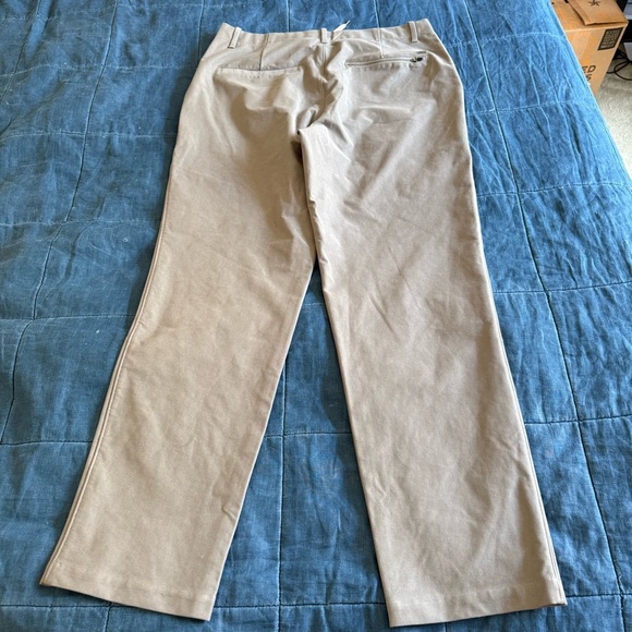 VUORI Outdoor Utility PANT Size Large Inseam 31” - Picture 4 of 13